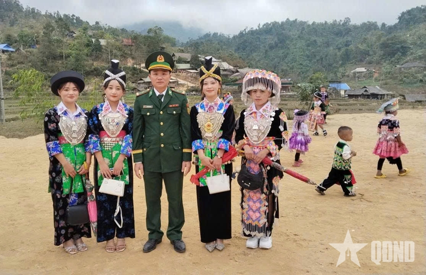 Celebrating Tet with border villagers